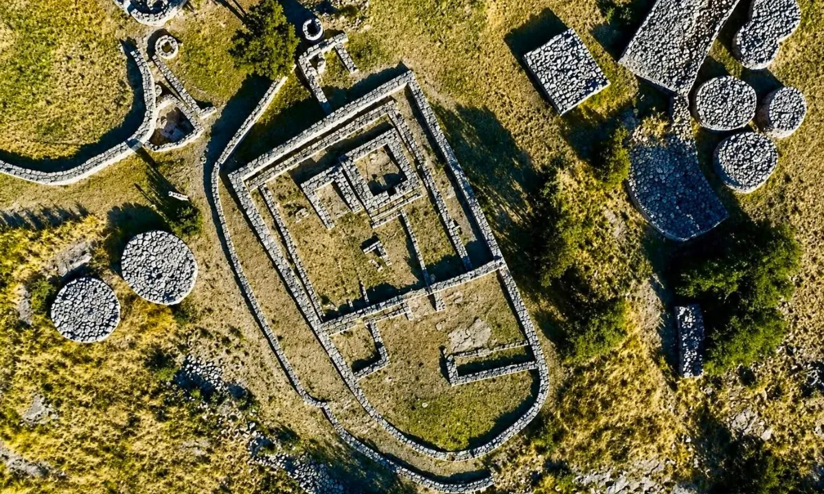 Travel Guide to Taqrachullo from Cusco